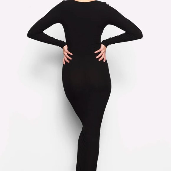 Skims Soft Lounge Long Sleeve Ribbed Maxi Dress - Picture 3 of 6